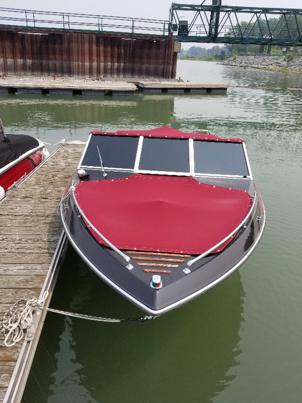 Bateau de plaisance dans Vedettes et bateaux à moteur  à Saint-Hyacinthe - Image 3