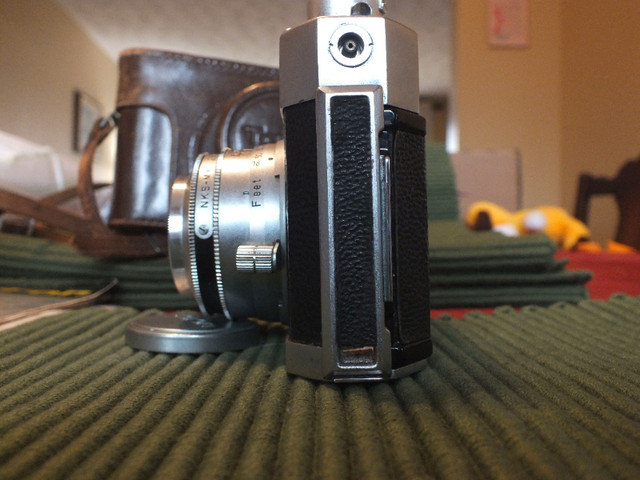 Taron 35, 35mm FILM camera. Made in Japan in Cameras & Camcorders in St. Catharines - Image 4