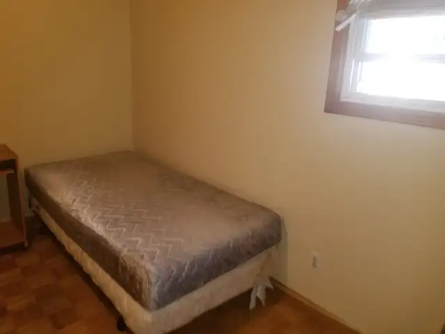 MASTER BEDROOM UPSTAIRS63417637791235122