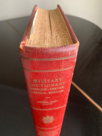 Vintage 1945 Canadian military English French dictionary