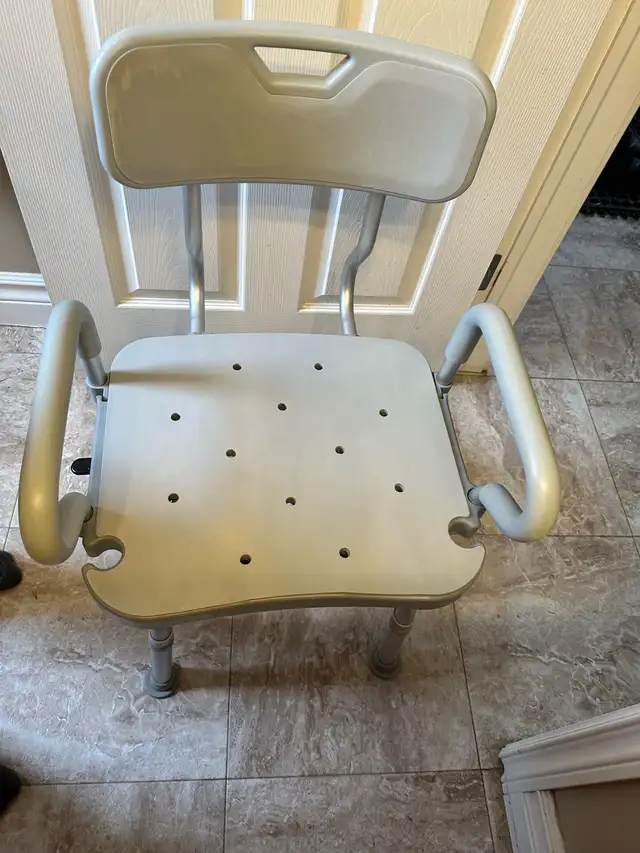 Swivel shower chair 62863270336003122