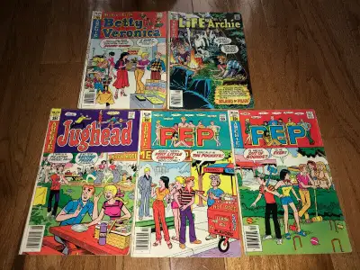 Vintage 1970's Comic Book Lot of 5 Archie Betty Veronica Jughead, View more