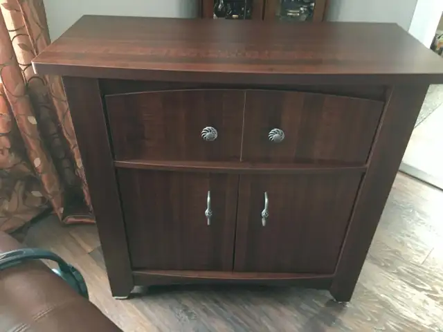 Meuble d'appoint in Dressers & Wardrobes in Lévis - Image 4
