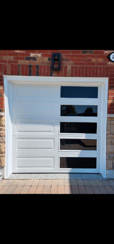 Modern Safe Garage Doors in Garage Doors & Openers in Mississauga / Peel Region - Image 2