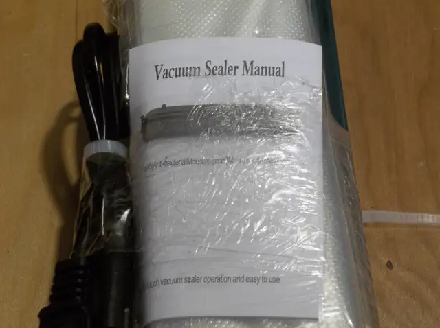 Vacuum Sealer in Kitchen & Dining Wares in Trois-Rivières - Image 4