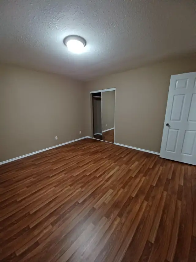 Three bedroom townhouse for rent in Terrace in Long Term Rentals in Terrace - Image 7