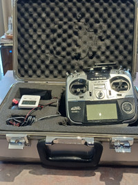 Transmetteur Futaba T14SG + receveur AR7008SB