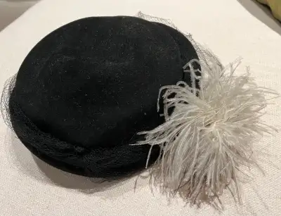 Ladies Vintage Hat, View more