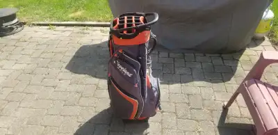 Cleveland Golf Bag 14 Slot For Sale $40 Pick Up In Guelph, View more