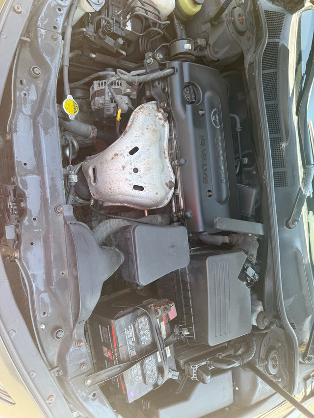Toyota Camry  in Cars & Trucks in Oshawa / Durham Region - Image 2