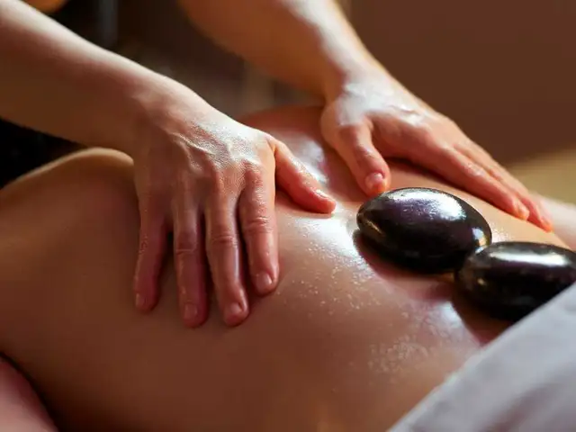 Extremely Good Hand Massage in Massage Services in Edmonton - Image 3