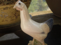 Bing & Grondahl Bird Figurine - " Hen " - #2193 -