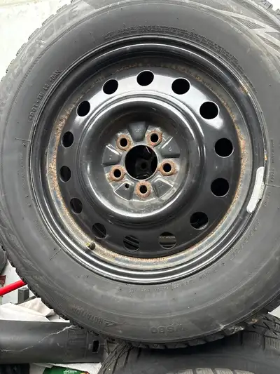 I am selling 4 17” steel rims used for 2 winters in very good condition pattern 5x 114.3