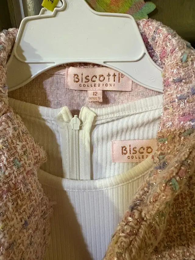 Girls size 12 sparkle dress and shoes size 4. in Kids & Youth in City of Halifax - Image 7