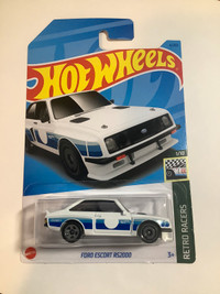 Hot Wheels Ford Escort RS2000 Diecast muscle car Retro racers