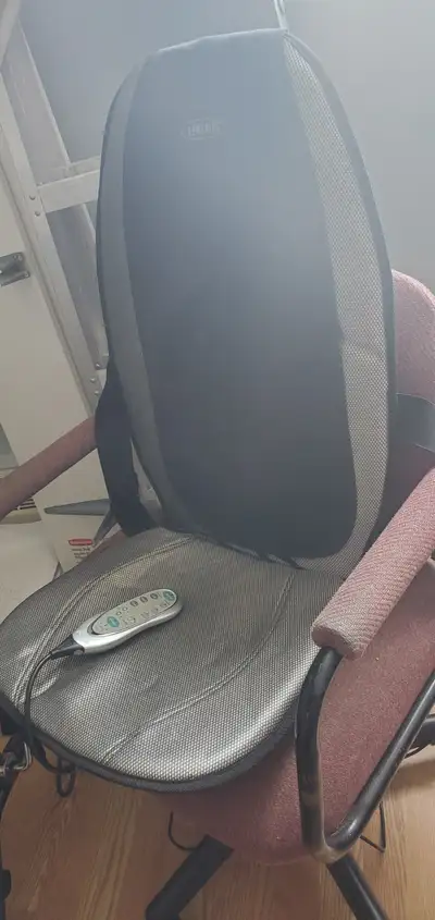 Details Condition Used - like new HoMedics® Shiatsu massaging chair cushion Kneading massagers trave...