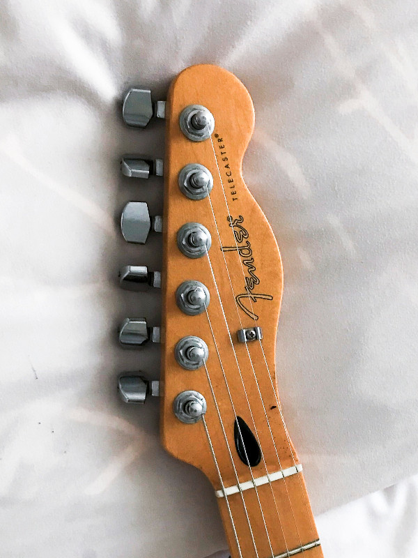 Rare Fender Cabronita™ Telecaster® w/ Fender Mustang I Amp in Guitars in City of Toronto - Image 3