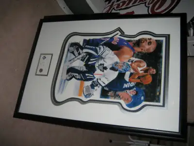 VERY RARE PIECE Great Very Large Piece with Sundine Cujo, Vince Carter and Antonio Davis - $175 BASK...