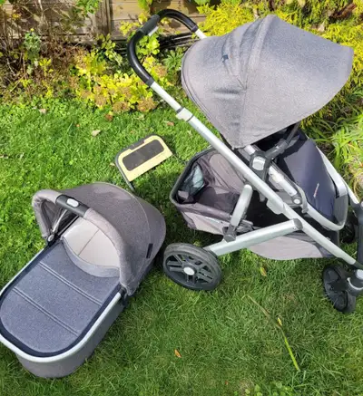 Uppababy Vista V2 stroller and bassinet, View more
