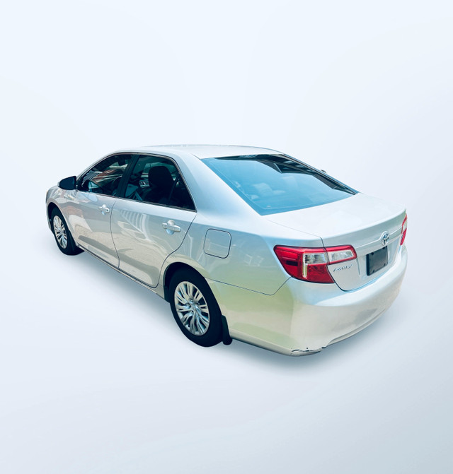 Toyota Camry 2012 in Cars & Trucks in Mississauga / Peel Region - Image 2