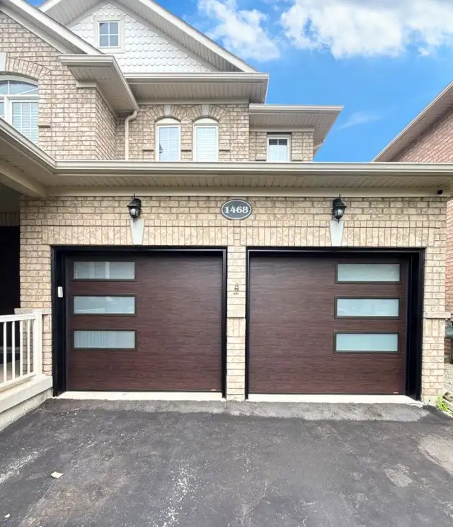 Caledon Garage Doors for Your Home or Business-Rolling  doors in Garage Doors & Openers in Mississauga / Peel Region - Image 7