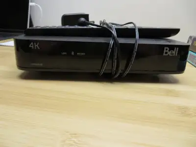Bell Fibe VIP5662W 4K Whole Home PVR – 1TB – Very Good Condition, View more