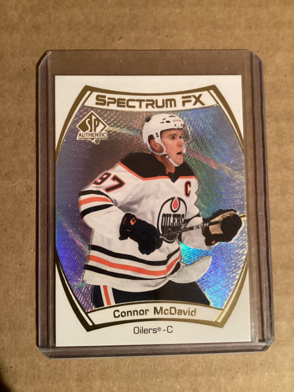 2021-22 SP Authentic Spectrum FX  Connor McDavid #S-1 dans Art et objets de collection  à Saint-Jean-sur-Richelieu