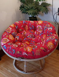 Papasan chair