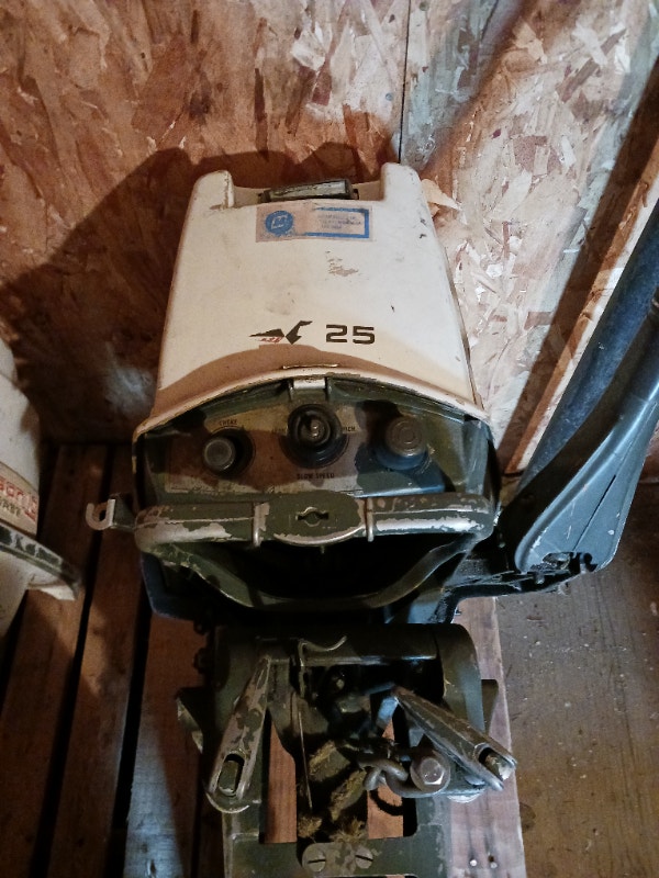 vintage outboards for repair or parts Powerboats & Motorboats