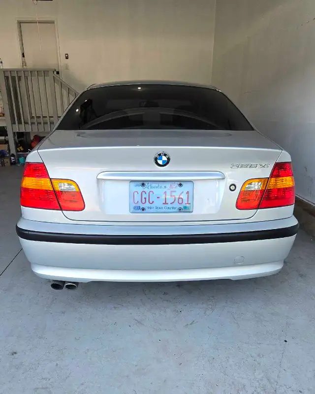 2002 BMW 325xi 513080874364446721
