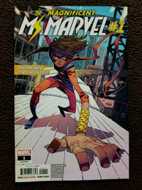Magnificent Ms. Marvel #1 MARVEL COMICS SHOW ON THE WAY 2019 VF.