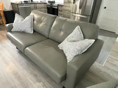 sofa/divan/grand 2 places, View more