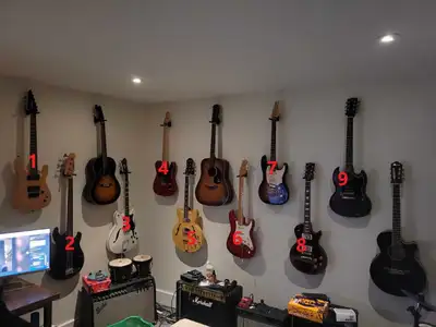 Contactez-moi pour plus d'informations Guitar List: 1- Ibanez 7 cordes (jvais essayer d'avoir #model...