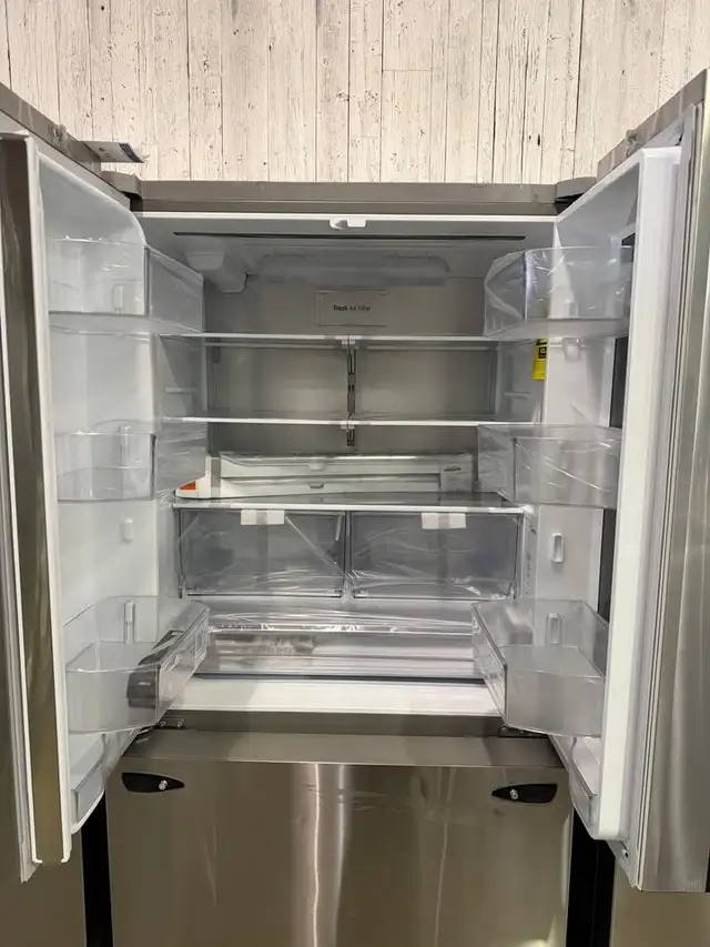 Econoplus Halifax Big Sale Open Box LG 36 Inch Fridge in Refrigerators in City of Halifax - Image 3