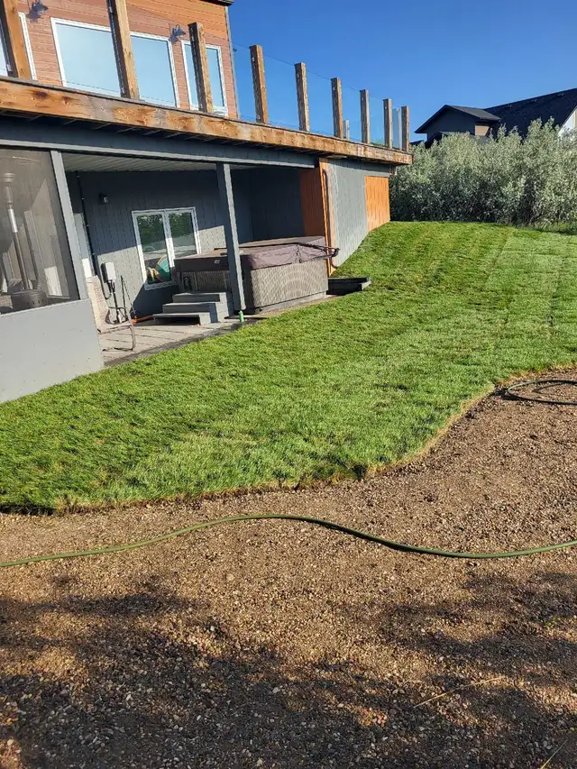 Roger's Landscaping572418043361382408
