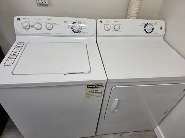 GE Washer + Dryer62863280565122121