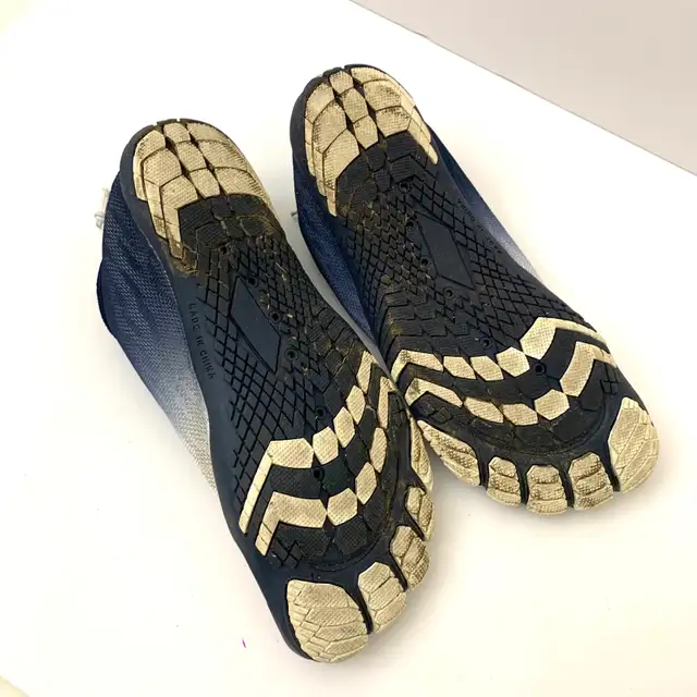 Water Shoes Aqua Shoes Beach Swim Shoes Size 8 Mens 9.5 Womens in Women's - Shoes in Calgary - Image 5