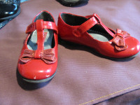 TODDLER SIZE 7 and 8 PATENT SHOES