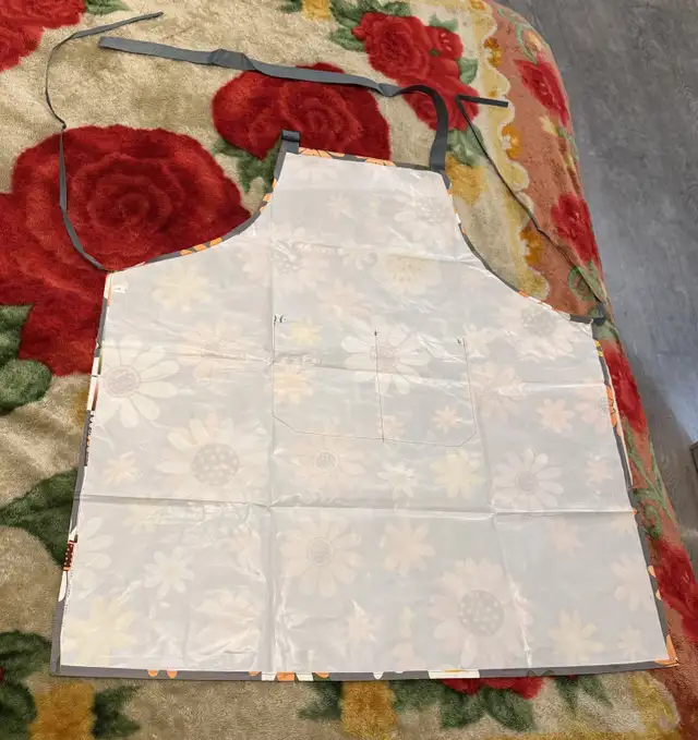 Floral Apron443776520201840644