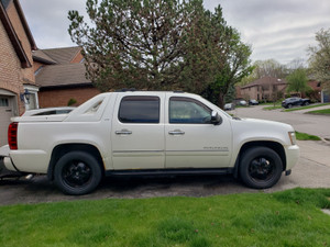 2010 Chevrolet Avalanche LTZ