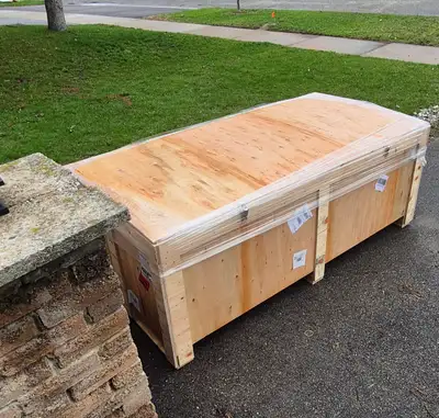 Shipping Crate free pickup., View more