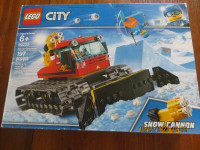 Lego  City Set 60222 Snow Groomer, complete, nearly new