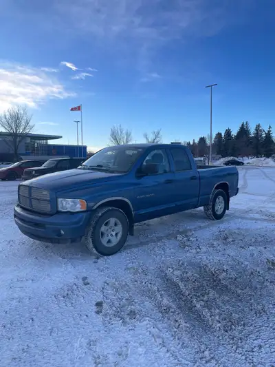 2004 Ram 1500 4x4. minimal rust for the year, a couple dings and scratches on the body mostly on the...