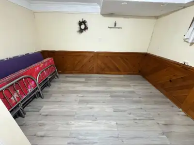 ROOM FOR RENT IN MALTON – FEMALE STUDENTS AND WORK PERMIT ONLY Furnished Sharing and Private Room is...