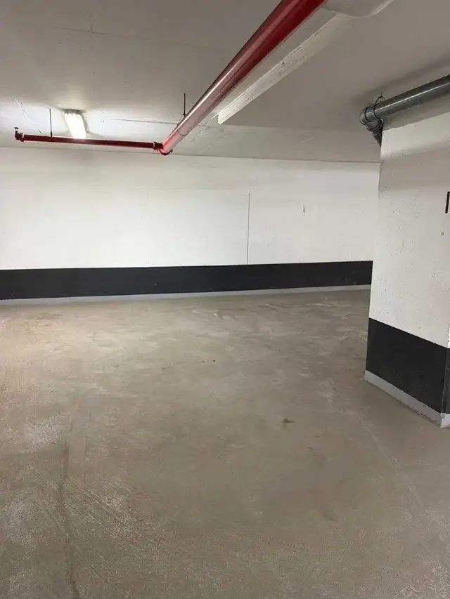 Parking spot for rent