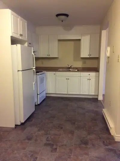 For rent - 1 bedroom apartment located at Mersey Place in Liverpool, $1,100/month, tenant pays utili...