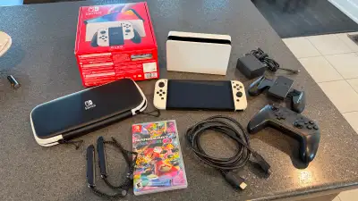 Switch OLED, Controller, Mario Kart 8 - never used - Mint., View more