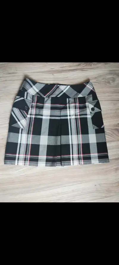 Anne Taylor Loft Stretch Pleated Skirt!  Size 10, View more