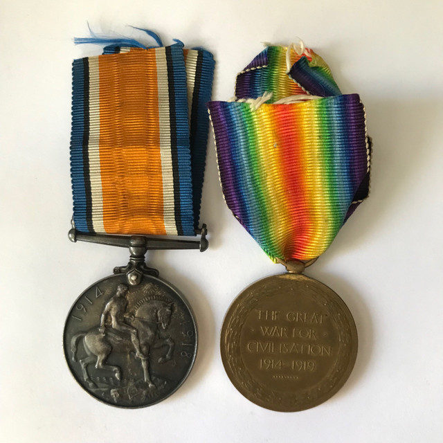 WW1 War Medal pair Royal Air Force $500 in Arts & Collectibles in City of Toronto - Image 2