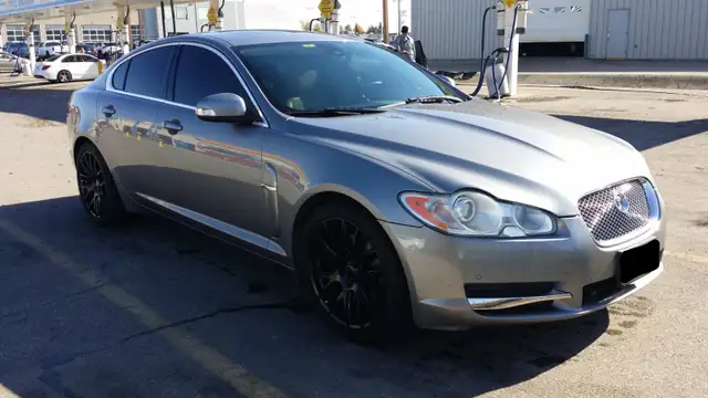 2009 Jaguar XF Premium Luxury in Cars & Trucks in Cambridge - Image 9